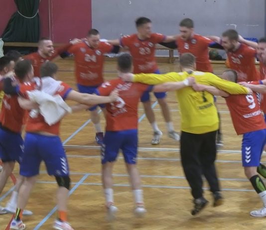 ŚWIETNY MECZ PIŁKARZY RĘCZNYCH WISŁY – KSSPR KOŃSKIE PRZEGRAŁO W SANDOMIERZU