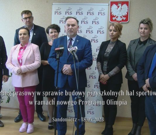 Briefing prasowy w sprawie budowy przyszkolnych hal sportowych w ramach nowego Programu Olimpia – Sandomierz 18.05.2023