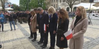 UPAMIĘTNILI TWÓRCÓW KONSTYTUCJI – UROCZYSTOŚCI PATRIOTYCZNE W SANDOMIERZU