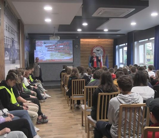 ZAPREZENTOWALI SWOJĄ OFERTĘ – DZIEŃ OTWARTY W „BUDOWLANCE”