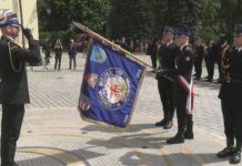 ŚLUBOWANIE, ODZNACZENIA I AWANSE – UROCZYSTY DZIEŃ STRAŻAKA W TARNOBRZEGU