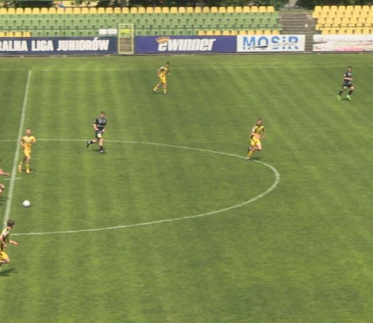 PECHOWA PORAŻKA MŁODYCH SIARKOWCÓW – KORONA KIELCE WYGRAŁA W TARNOBRZEGU