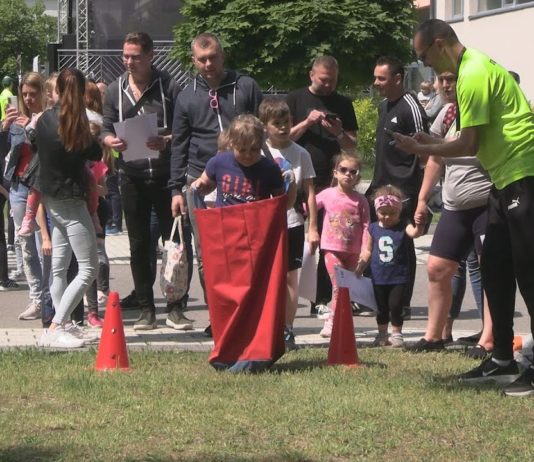 STAL ROZPOCZĘŁA ŚWIĘTOWANIE JUBILEUSZU – DZIECI RYWALIZOWAŁY W NOWEJ DĘBIE