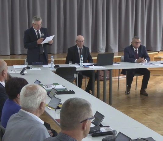 W GRĘBOWIE POD ZNAKIEM WSPÓŁPRACY – WÓJT Z WOTUM ZAUFANIA I ABSOLUTORIUM