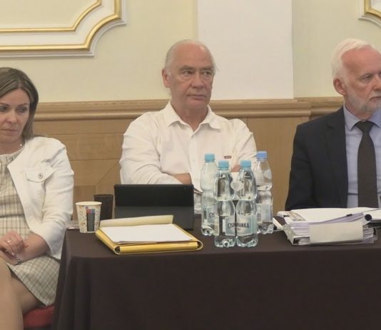 PREZYDENT OBDARZONY ZAUFANIEM – SESJA ABSOLUTORYJNA W TARNOBRZEGU