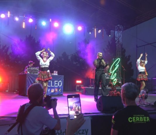 HUCZNA ZABAWA Z GWIAZDAMI – REKORDOWE ŚWIĘTOWANIE W GRĘBOWIE