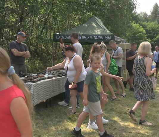 UPAMIĘTNILI WYGRANĄ Z BOLSZEWIKAMI – PIKNIK STRZELECKI W NOWEJ DĘBIE