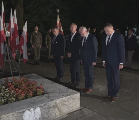 W ROCZNICĘ WYBUCHU WOJNY – W TARNOBRZEGU UPAMIĘTNILI BOHATERÓW