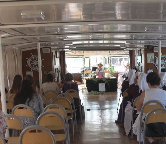 KLIMATYCZNE SPOTKANIE Z KSIĄŻKĄ – NARODOWE CZYTANIE W SANDOMIERZU