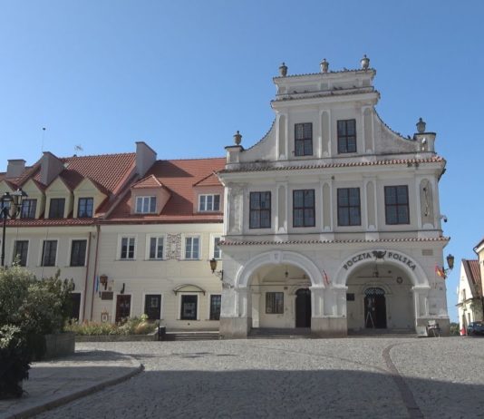 KAMIENICA OLEŚNICKICH ZMIENI SWOJĄ FUNKCJE – W SANDOMIERZU PRZEPROWADZĄ DUŻĄ INWESTYCJĘ