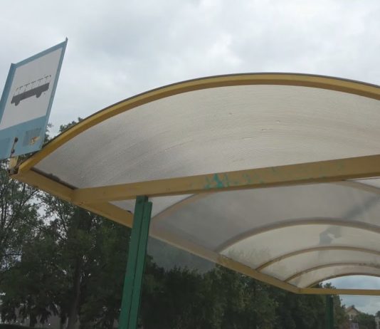 TRWA MODERNIZACJA PRZYSTANKÓW AUTOBUSOWYCH – W SANDOMIERZU INWESTUJĄ