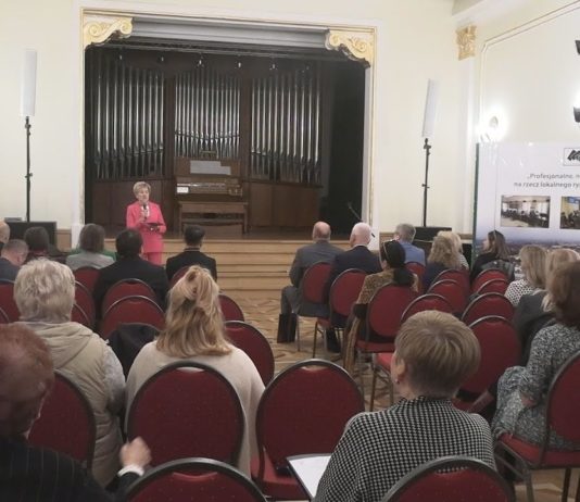 O ZMIANACH NA RYNKU PRACY – KONFERENCJA NAUKOWA W TARNOBRZEGU