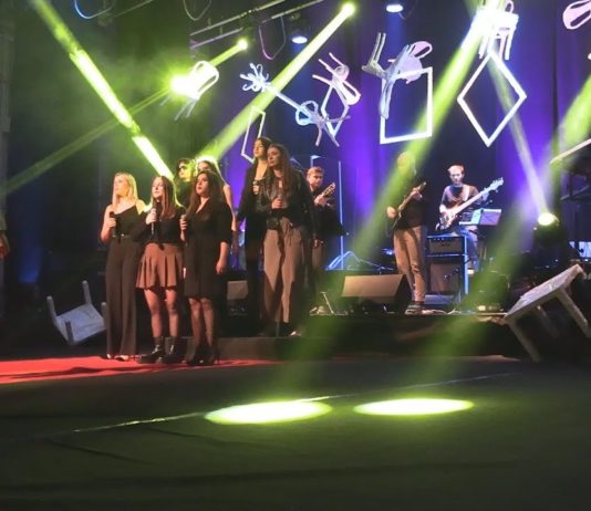 „…TEN KAWAŁEK PODŁOGI…” – PORYWAJĄCY PATRIOTYCZNY KONCERT W TARNOBRZEGU