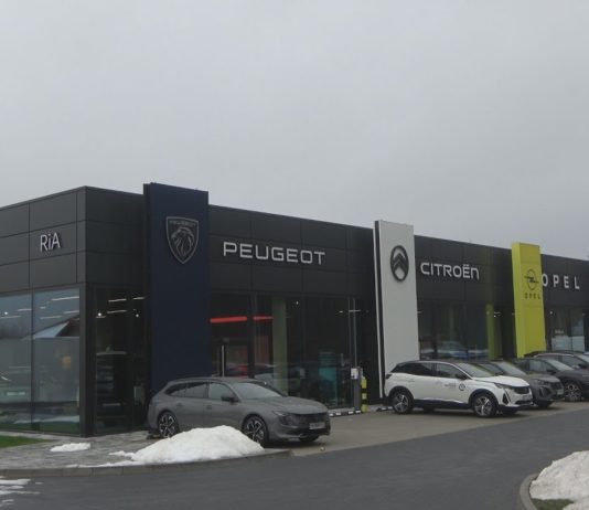 NOWATORSKA INWESTYCJA W JAMNICY – POWSTAŁ MULTISALON SAMOCHODOWY