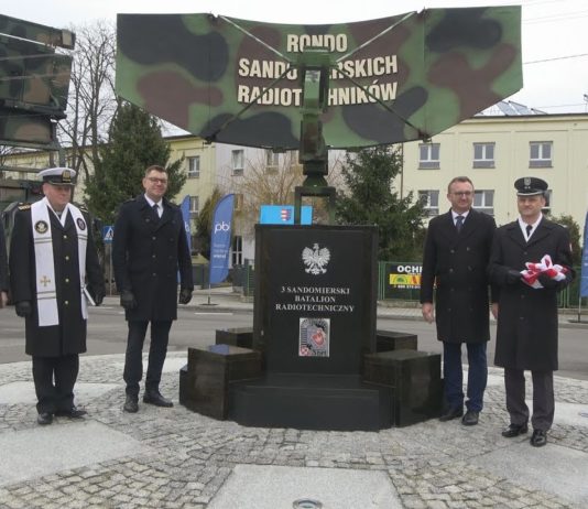 W SANDOMIERZU ZAKOŃCZONO INWESTYCJĘ – OTWARCIE RONDA SANDOMIERSKICH RADIOTECHNIKÓW