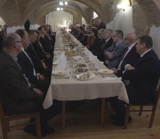 ŻYCZENIA I PODSUMOWANIA – SPOTKANIE NOWOROCZNE U STAROSTY TARNOBRZESKIEGO