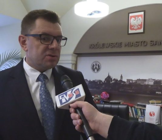 MODERNIZACJA STADIONU ZAMIAST DROGI – W SANDOMIERZU CHCĄ WYKORZYSTAĆ DOFINANSOWANIE