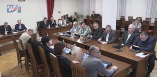 ZGODNA I WSPÓŁPRACA W BARANOWIE SANDOMIERSKIM – RADA MIEJSKA UCHWALIŁA BUDŻET