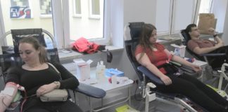 PIERWSZA „WAMPIRIADA” W TARNOBRZEGU – W MURACH UCZELNI ODDAWALI KREW