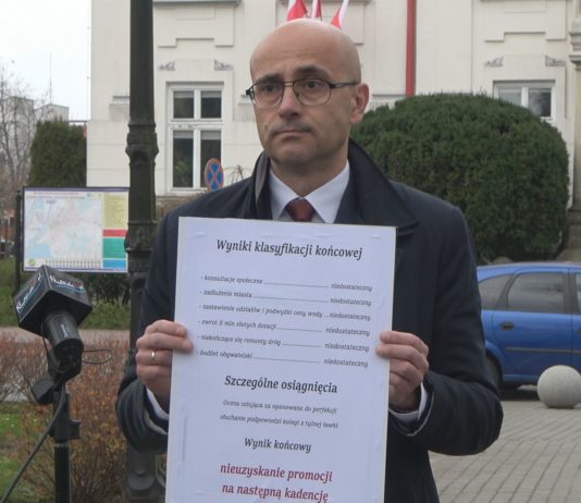 ŚWIADECTWO DLA PREZYDENTA TARNOBRZEGA – KONFERENCJA PRASOWA TOMASZA STRÓŻA