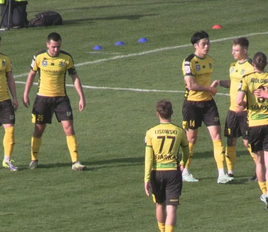 PIERWSZA WIOSENNA WYGRANA SIARKI TARNOBRZEG – STAR STARACHOWICE POKONANY