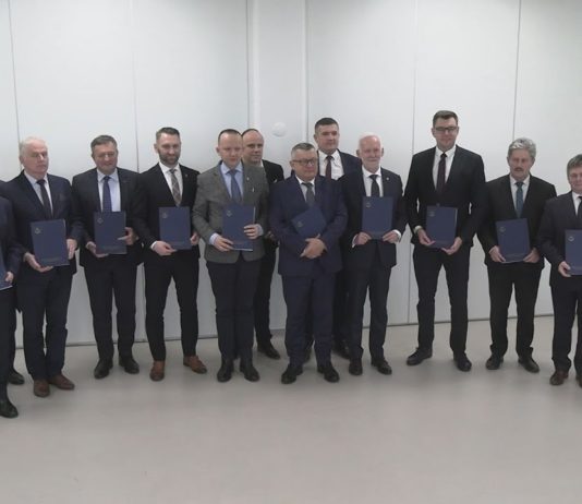 RAZEM W KIERUNKU ROZWOJU MOBILNOŚCI – W TARNOBRZEGU PODPISANO POROZUMIENIE