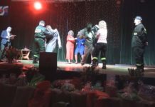 BABINIEC Z OKAZJI DNIA KOBIET – W GORZYCACH NA WESOŁO I Z PRZYMRUŻENIEM OKA