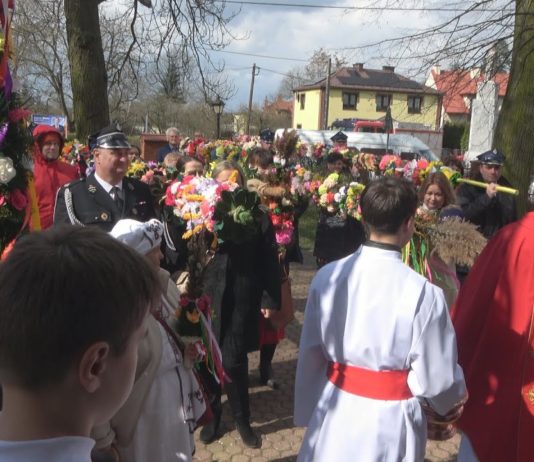 DBAJĄ O ŚWIĄTECZNE TRADYCJE – NIEDZIELA PALMOWA W BARANOWIE SANDOMIERSKIM