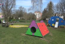 Z MYŚLĄ O NAJMŁODSZYCH – W SANDOMIERZU ZAINWESTUJĄ W PLACE ZABAW