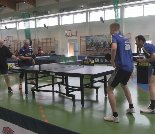 TENISIŚCI GRAJĄ O GRAND PRIX – W TARNOBRZEGU RYWALIZUJĄ PRZY STOLE