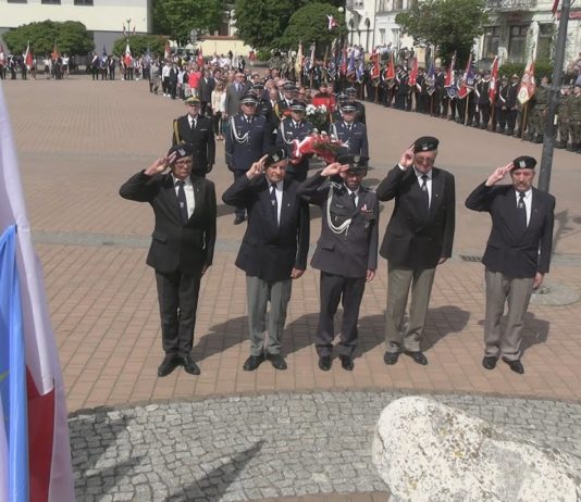 UPAMIĘTNILI TWÓRCÓW KONSTYTUCJI – NARODOWE ŚWIĘTO TRZECIEGO MAJA W TARNOBRZEGU
