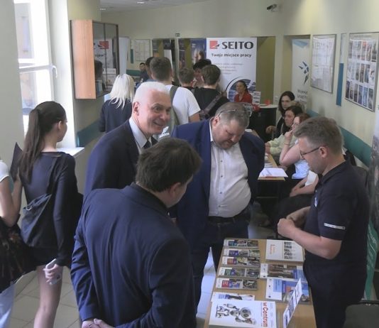 TARGI EDUKACJI I PRACY – BOGATA OFERTA WYSTAWCÓW W TARNOBRZEGU