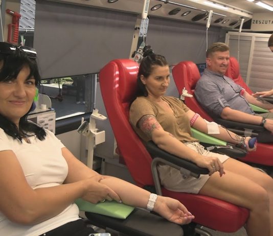 PODZIELILI SIĘ BEZCENNYM DAREM – MAJOWA KROPLA ŻYCIA W BARANOWIE SANDOMIERSKIM