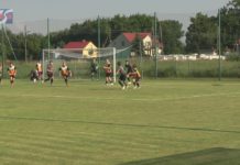 PŁOMIEŃ TRZEŚŃ WCIĄŻ CZEKA NA AWANS – GOSPODARZE ZREMISOWALI Z OKS WIELOWIEŚ