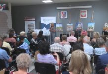 ŻYCIE MA TAK WIELE BARW – WERNISAŻ W BIBLIOTECE PEDAGOGICZNEJ W TARNOBRZEGU