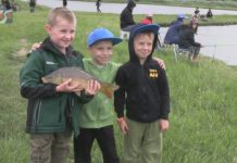 INTEGRACJA I ZABAWA W TARNOBRZEGU – WĘDKARZE ZORGANIZOWALI DZIEŃ DZIECKA