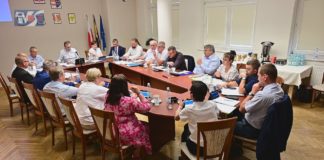 ZARZĄD POWIATU OCENIONY POZYTYWNIE – SESJA ABSOLUTORYJNA W STAROSTWIE POWIATOWYM W TARNOBRZEGU