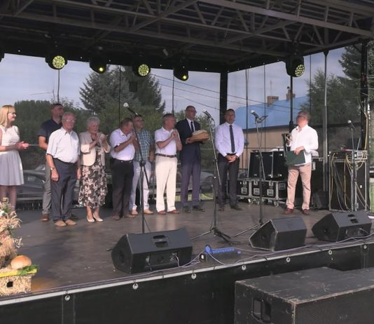 PODZIĘKOWALI ZA PRACĘ ROLNIKÓW – MIEJSKIE DOŻYNKI W SANDOMIERZU