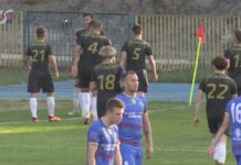 EMOCJONUJĄCA KOŃCÓWKA W NOWEJ DĘBIE – PIŁKARZE STALI PRZEGRALI Z LZS ZDZIARY