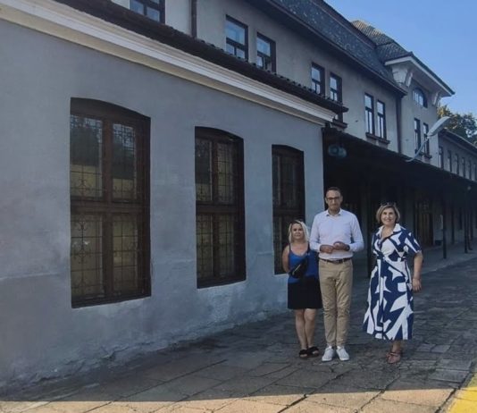 TARNOBRZEG ZAWARŁ POROZUMIENIE Z PKP – JAK MA WYGLĄDAĆ MIEJSKIE CENTRUM KOMUNIKACYJNE?