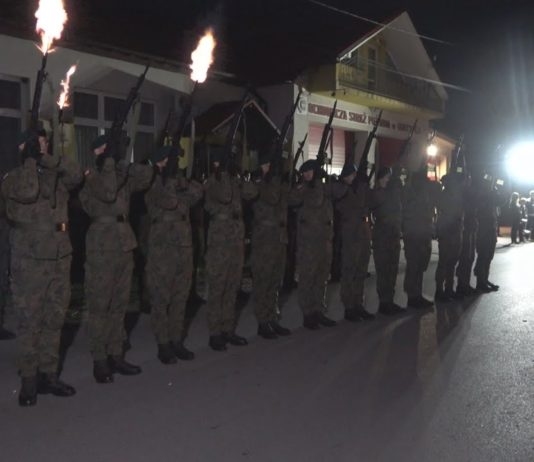 W ROCZNICĘ WYBUCHU II WOJNY ŚWIATOWEJ – W GORZYCACH ODDALI HOŁD BOHATEROM