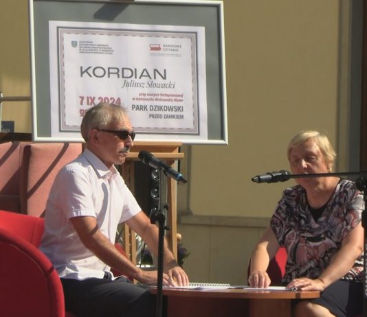 „KORDIAN” NA ZAMKOWYM DZIEDZIŃCU – NARODOWE CZYTANIE W TARNOBRZEGU