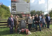 UPAMIĘTNILI LEGENDARNĄ PRZEPRAWĘ PRZEZ WISŁĘ – UROCZYSTOŚĆ PATRIOTYCZNA W BARANOWIE SANDOMIERSKIM