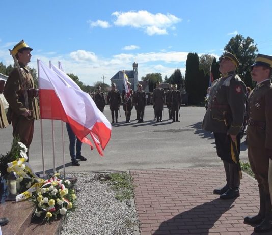 ODDALI HOŁD KAWALERZYSTOM – SPOTKANIE RODZIN UŁAŃSKICH W GORZYCACH