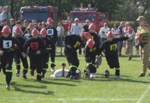 SPRAWDZILI SWOJĄ FORMĘ – RYWALIZACJA OCHOTNICZYCH STRAŻY POŻARNYCH W GRĘBOWIE