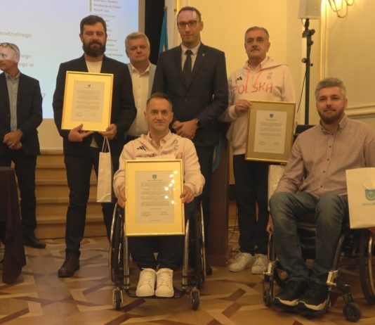 PODZIĘKOWANIA DLA SPORTOWCÓW – WŁADZE TARNOBRZEGA UHONOROWAŁY REPREZENTANTÓW POLSKI