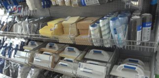 PREZENTY Z OKAZJI DNIA BUDOWLAŃCA – Z NOWEGO SPRZĘTU BĘDĄ KORZYSTALI UCZNIOWIE