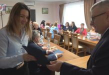 DZIEŃ EDUKACJI NARODOWEJ W GRĘBOWIE – NAGRODY DLA DYREKTORÓW I NAUCZYCIELI