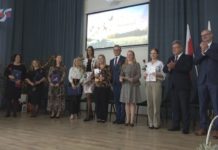 MEDALE, NAGRODY I ŻYCZENIA DLA NAUCZYCIELI – DZIEŃ EDUKACJI NARODOWEJ W SANDOMIERZU