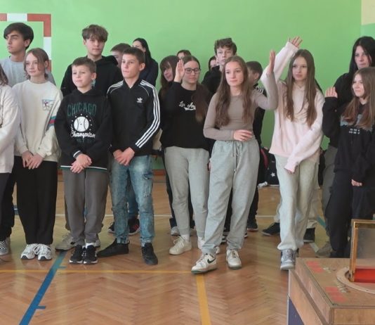 POMAGAJĄ I SPŁACAJĄ DŁUG WDZIĘCZNOŚCI – UCZNIOWIE Z GMINY BOLESŁAWIEC ZAPROSZENI DO GORZYC